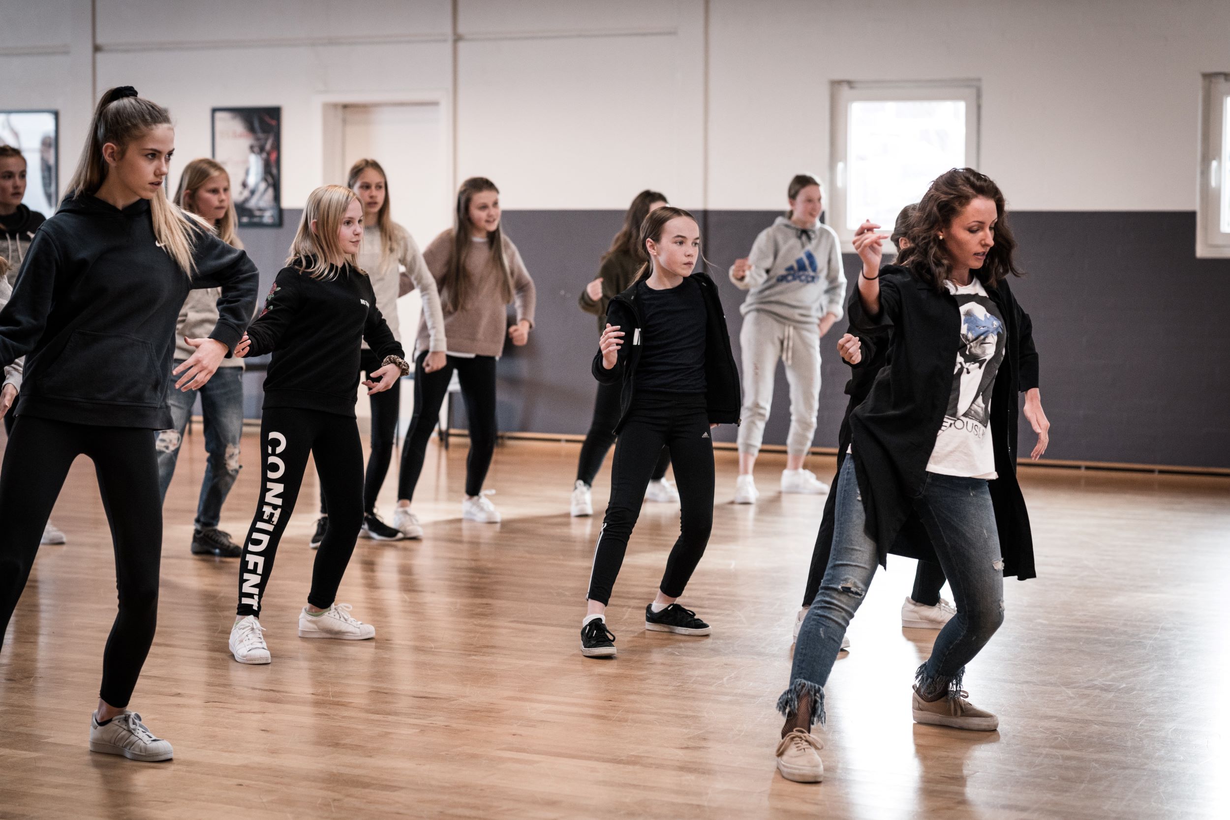 voksendans voksenhiphop voksen danser træning danseskole Aarhus Risskov